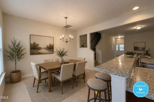 Photo - 49 E Grove Point Dr