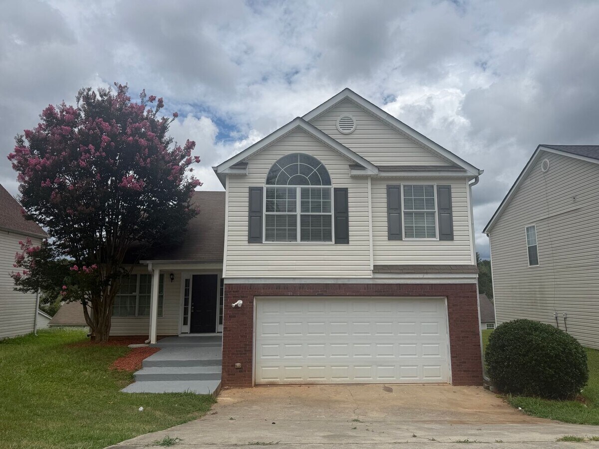 Photo - 3338 Waggoner Way