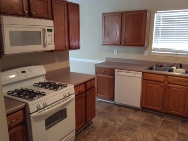 Photo - 409 Kirkland Dr