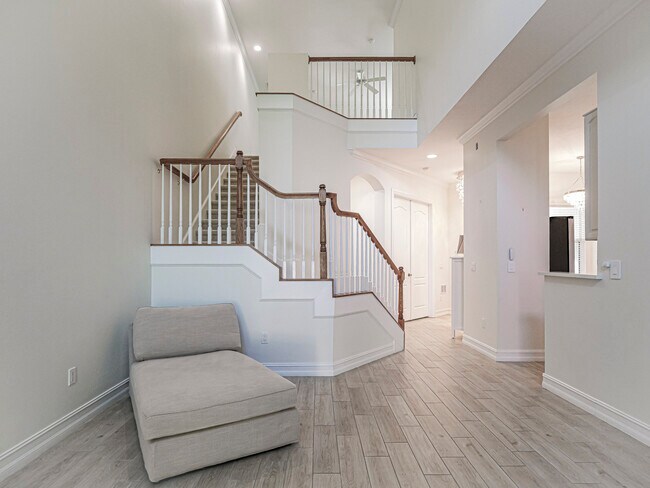 Photo - 1915 Bridgepointe Cir