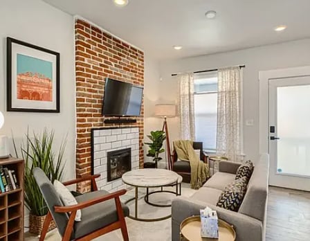 Photo - 212 E Maple Ave