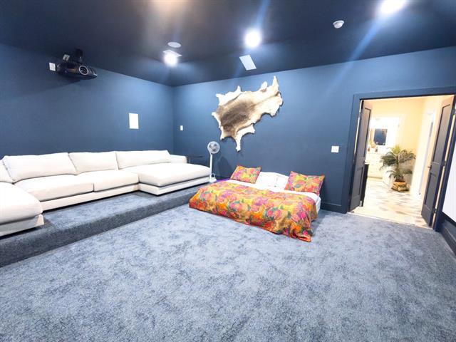 Photo - 7906 Thorneywood Rd