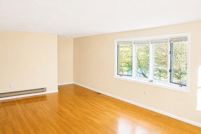 Photo - 160 Cypress St