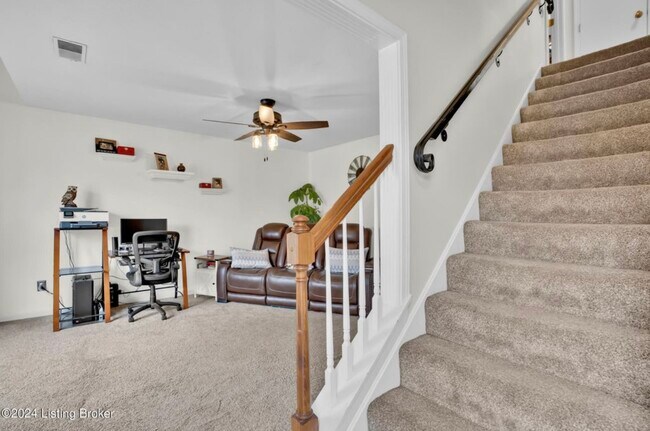 Photo - 10701 Grecian Rd