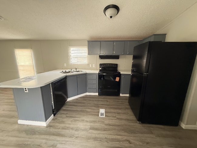 Photo - 4916 Brown Station Rd