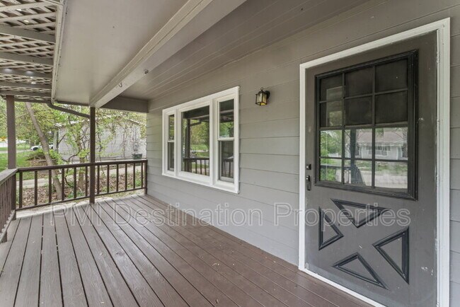 Photo - 1508 Grand Ave