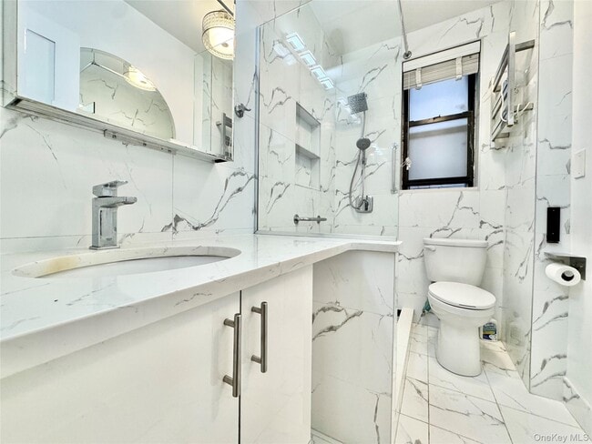 Photo - 225 Bennett Ave Unidad 4L