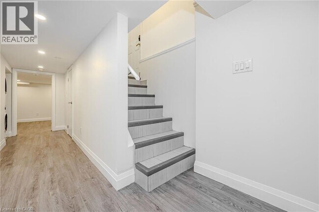 Photo - 74 Cathcart St
