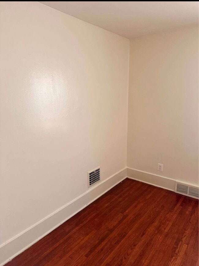 Photo - 337 Wyoming Ave Unit upper
