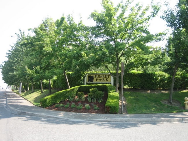 Photo - 440 S 51st Ct