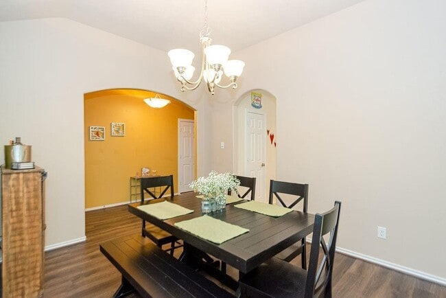 Photo - May Pine Court, Rosharon, TX 77583 - 4 BR 2 BA single-family home