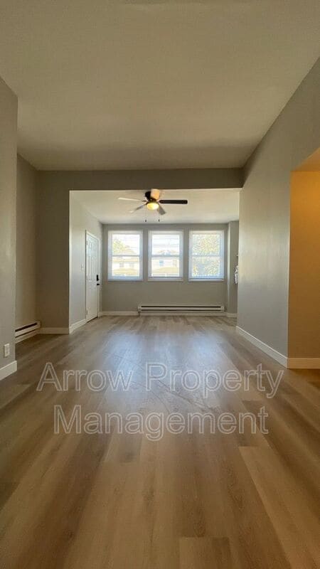 Photo - 1645 E St Unit 1