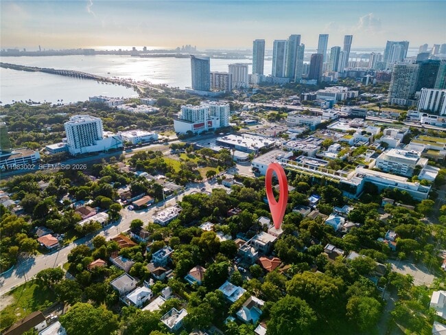 Photo - 143 NE 43rd St Unit 6