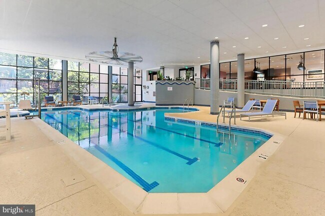 Photo - 5904 Mt Eagle Dr