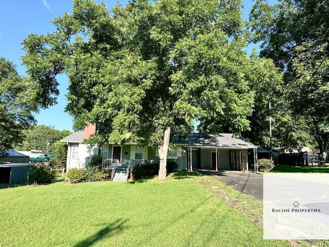 Building Photo - Country Living in Anderson Rental