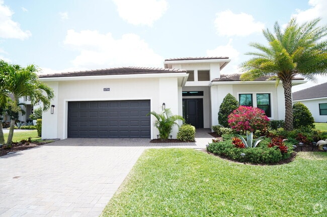 Building Photo - 15750 Longboat Key Dr Rental