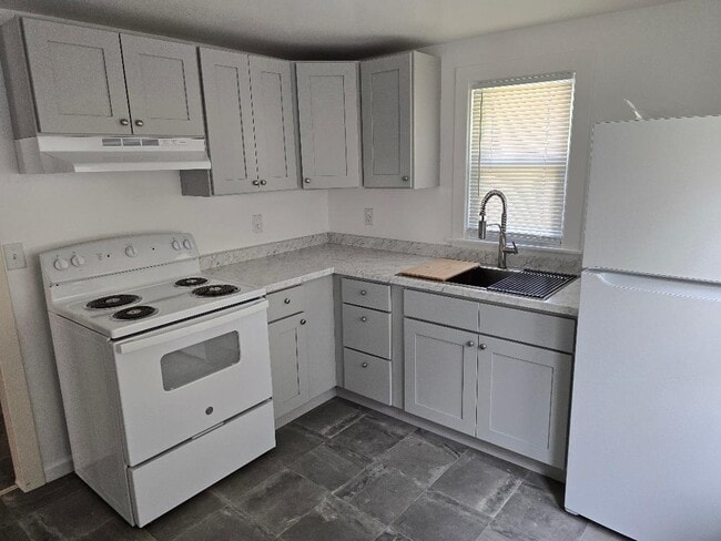 Photo - 1204 N Church St