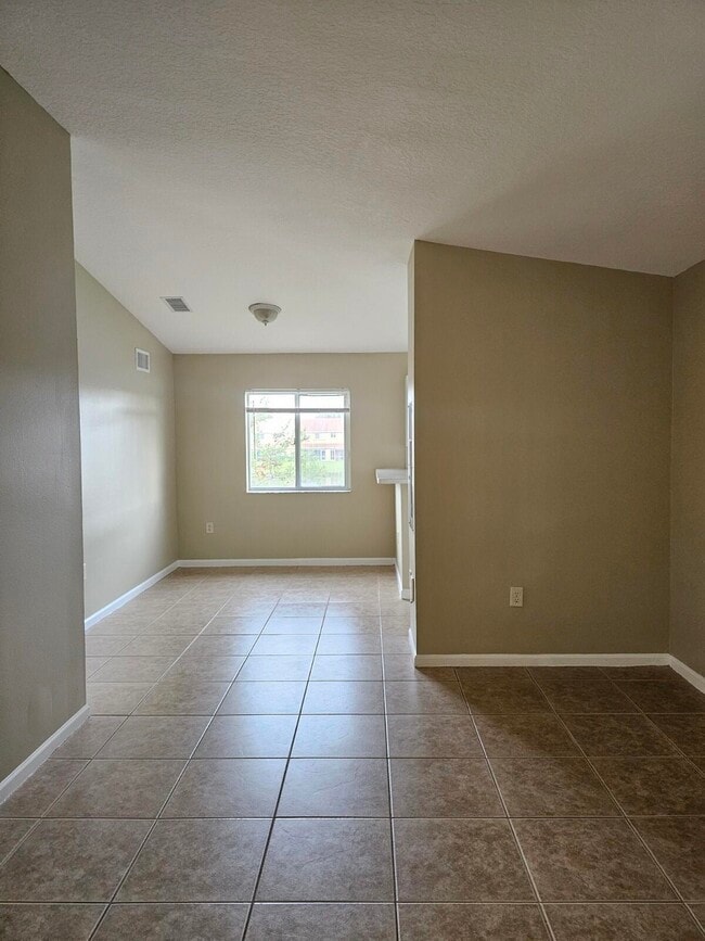 Photo - 3490 Briar Bay Blvd Unit 206