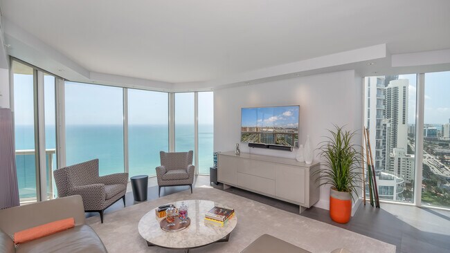 Wrap Around Views - 17555 Collins Ave Unidad 2501