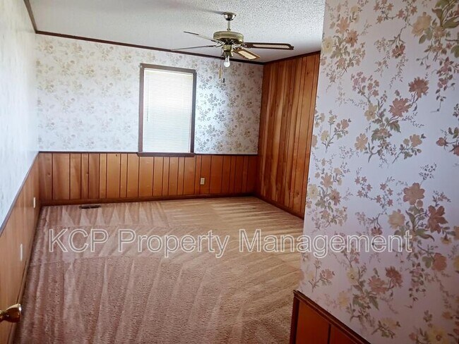 Photo - 600 Paw Paw Rd