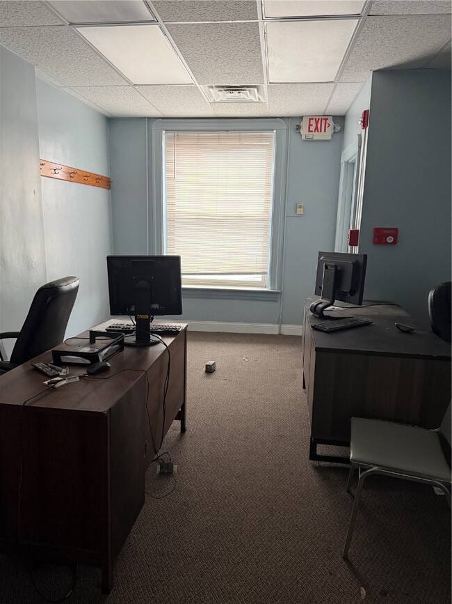 Photo - 3467 S Grand Blvd