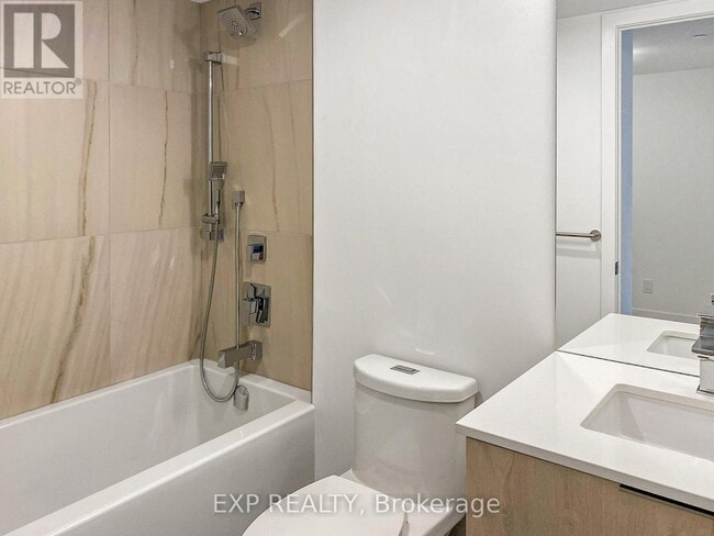 Photo - 47 Mutual St Unit 1306