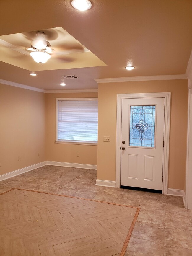 Photo - 5925 Saint Roch Ave