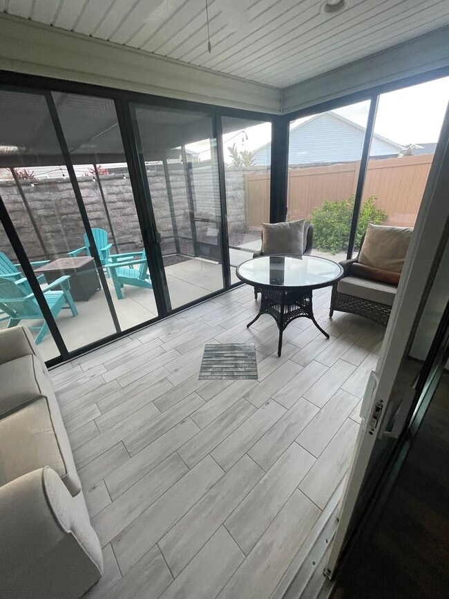 Photo - M5828 Tupelo Ter (VO/M15) Unit -