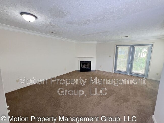 Photo - 6426 Charter Way