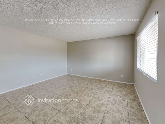 1537 E 6th Ave