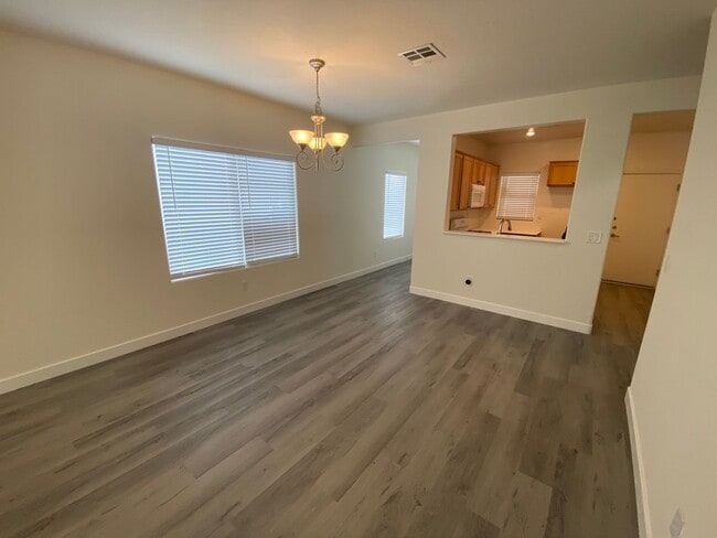 Photo - Beautiful 55+ 3 bed/2 bath home located in Aliante