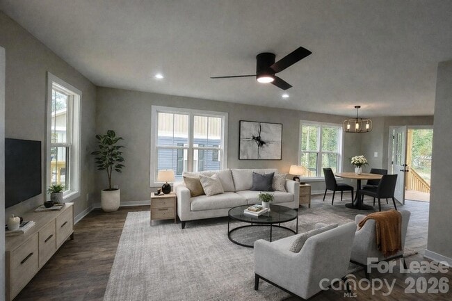 Photo - 626 W Bell St