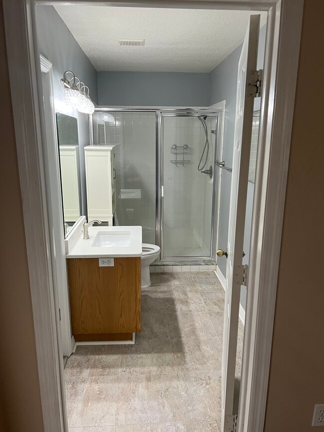 Photo - 1617 Broken Branch Dr