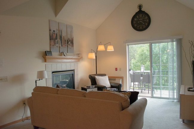 Photo - Gateway Commons