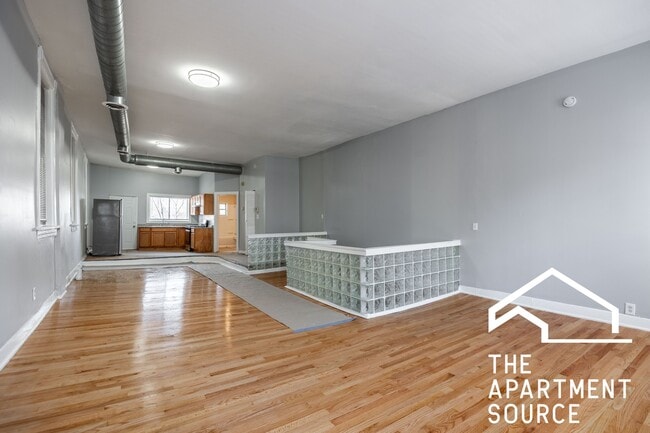 Photo - 1877 N Milwaukee Ave Unit 3