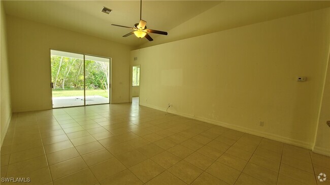 Building Photo - 3208 SW 17th Pl Rental