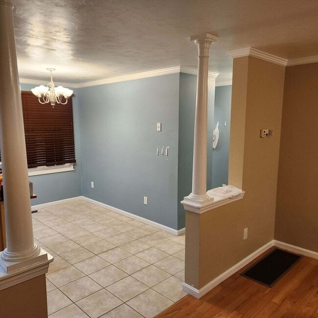 Photo - 90 Central St Unit 002