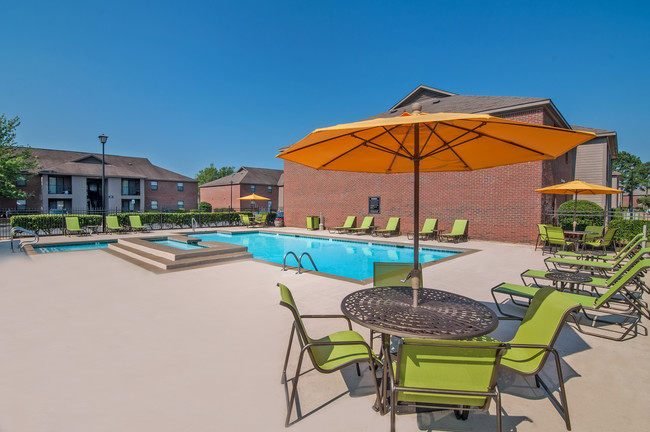 Relax at one of our 2 sparkling pools - Greenleaf Apartments