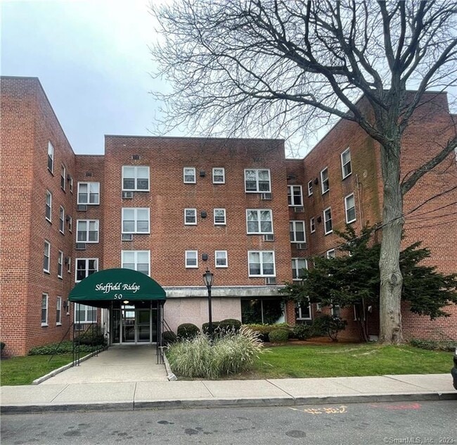 Photo - 50 Fairview Ave Unit APT 3A