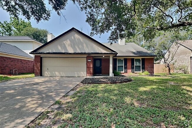 Building Photo - 18138 Garden Manor Dr Rental