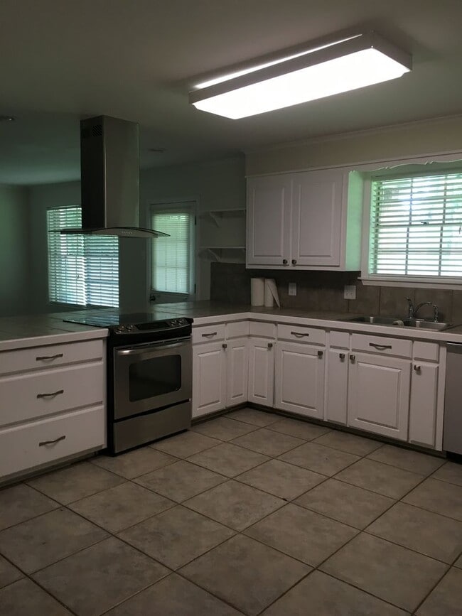 Photo - 3 bedroom Home for Rent