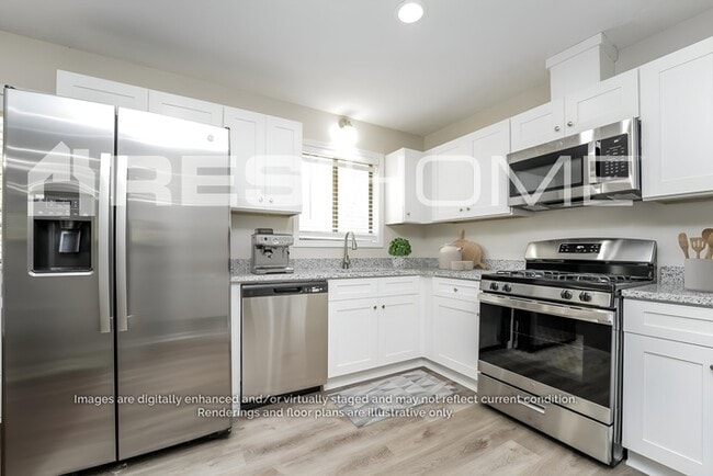 Photo - 1763 Stag Dr NW