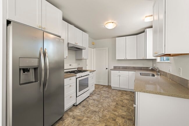 Photo - 1017 10th Ave