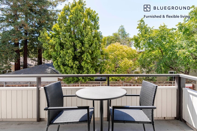 Photo - 2721 Midtown Ct Unidad FL2-ID1894