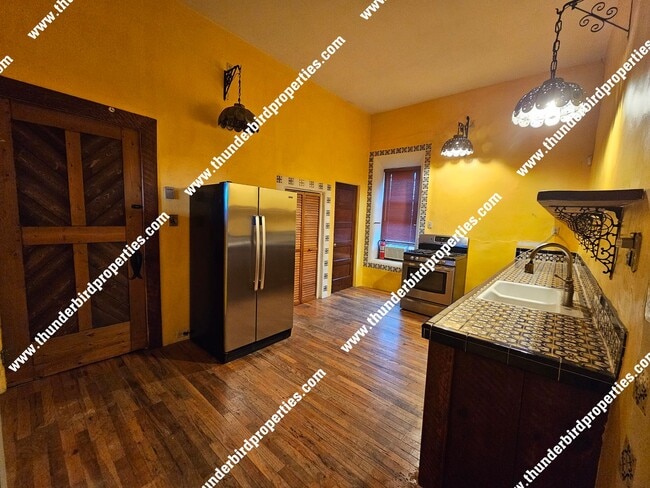 Photo - 128 Calle Don Francisco Unidad #B