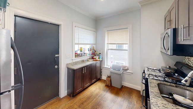 Photo - 2969 Washington St Unit 2