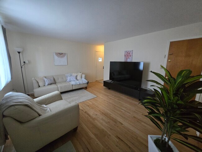 Photo - 248 Buffington Rd Unit 248