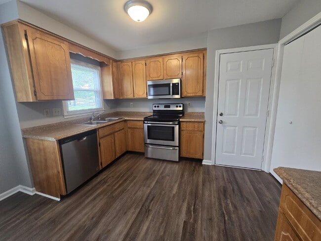 204 Centennial Dr
