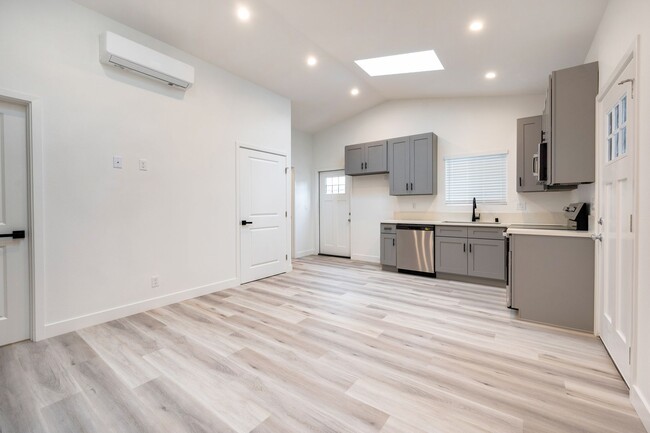 Photo - 994 Valencia St Apartment Unit 101