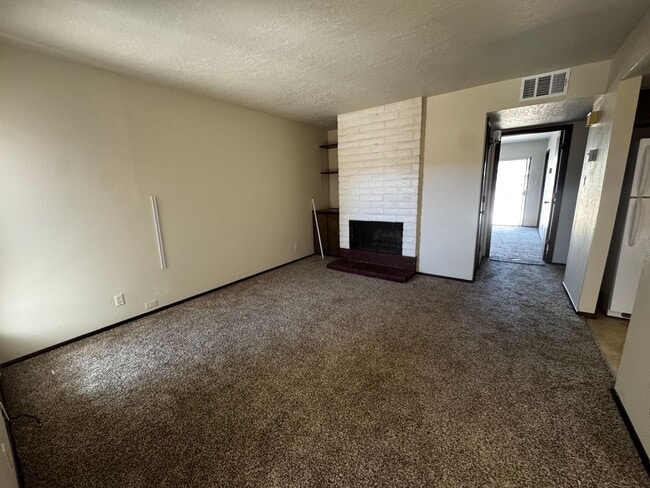 Photo - Great 1 Bedroom Near Rust Medical Center